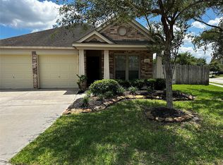 31818 Forest Park Ct, Conroe, TX 77385