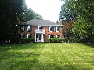 245 Chestnut St, North Andover, MA 01845