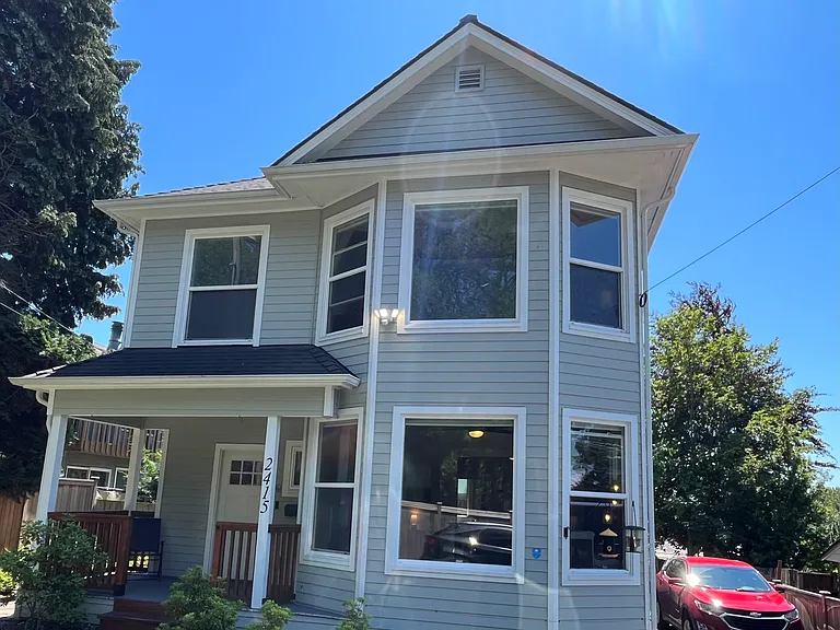2415 S Graham St — Photo 30