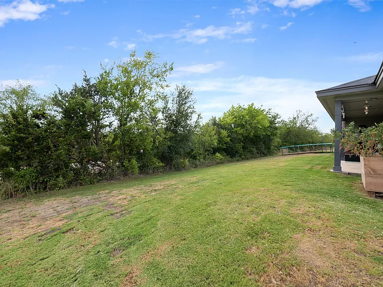 145 Ellis Ct #B — Photo 19