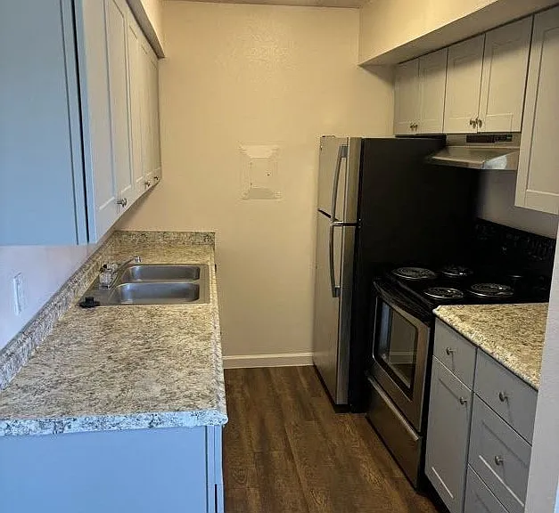 Cantera Apartments — Photo 36