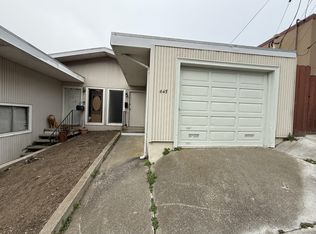 447 Lewis Ln, Pacifica, CA 94044
