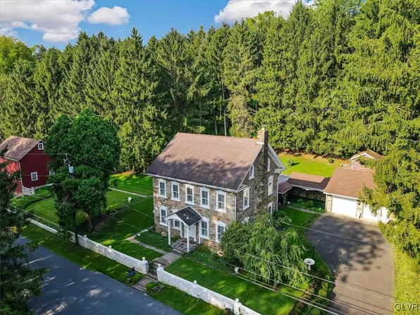 968 Fire Ln, Bethlehem, PA 18015