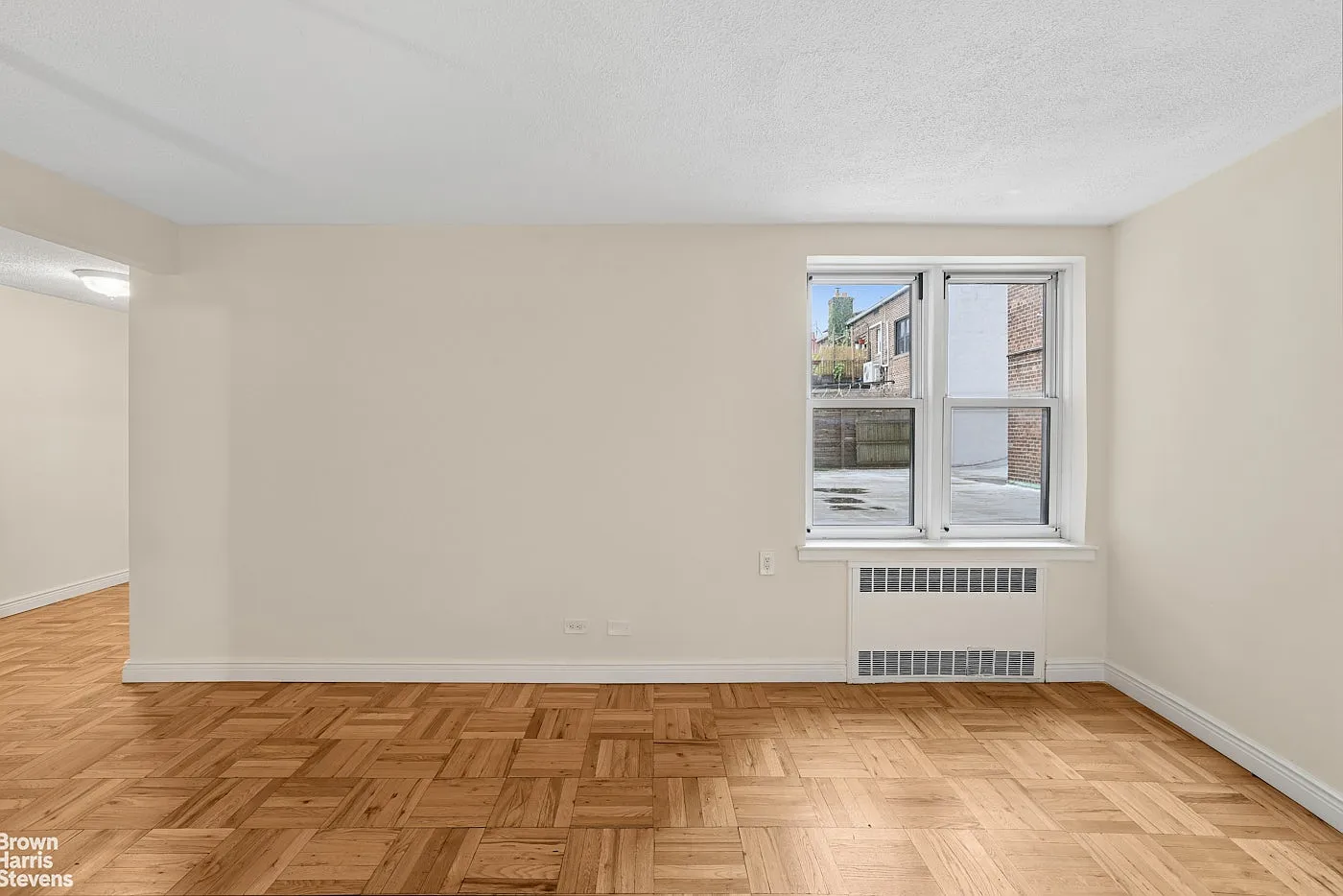 36 Dahill Road — Photo 3