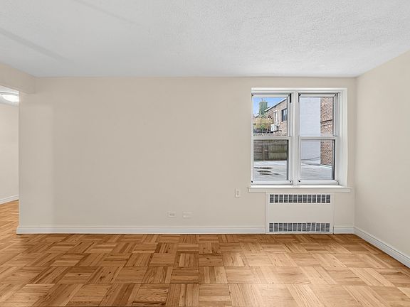 3rd image of 36 Dahill Rd APT 1F