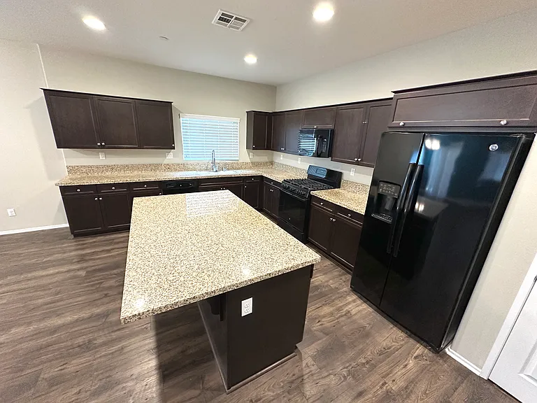 4862 Graphite Creek Rd — Photo 7