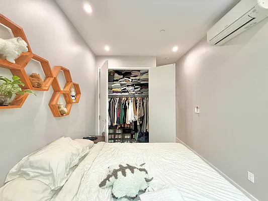 Rented by Doorway NYC, LLC | media 20