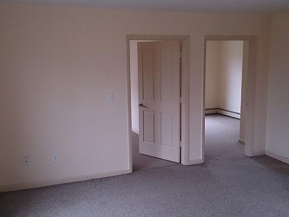 5th image of 312 Blandina St