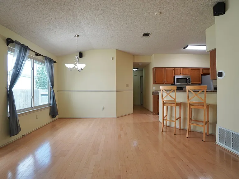 14009 Conner Downs Dr — Photo 8