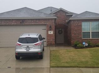 308 Emerald Creek Dr, Fort Worth, TX 76131