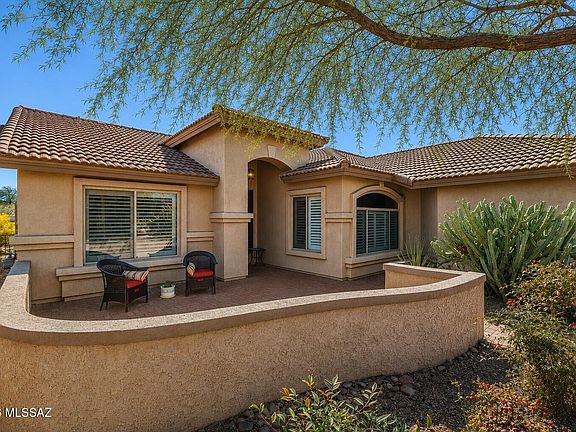 4th image of 2394 E Bonita Canyon Dr