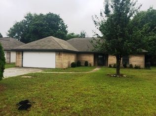 204 Meriwood Dr, Warner Robins, GA 31093