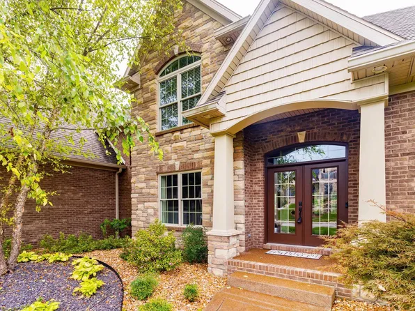 6355 Woodland Springs Dr, Newburgh, IN 47630