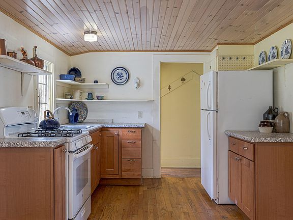4th image of 20 Lorimer Road