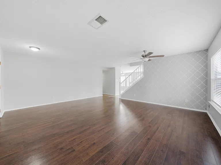5206 Sandy Shls — Photo 8
