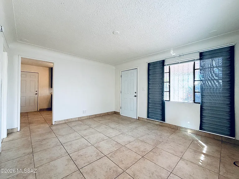 3830 E 2nd St #6 — Photo 5