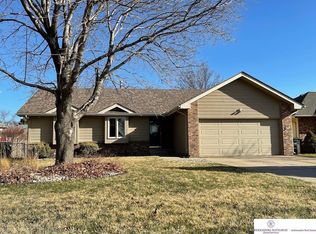 15660 Orchard Ave, Omaha, NE 68135