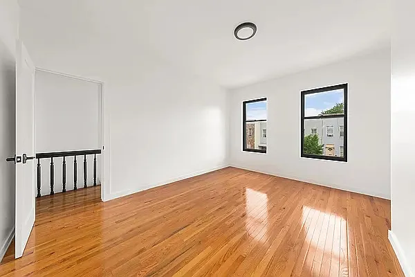 Rented by SERHANT. | media 7