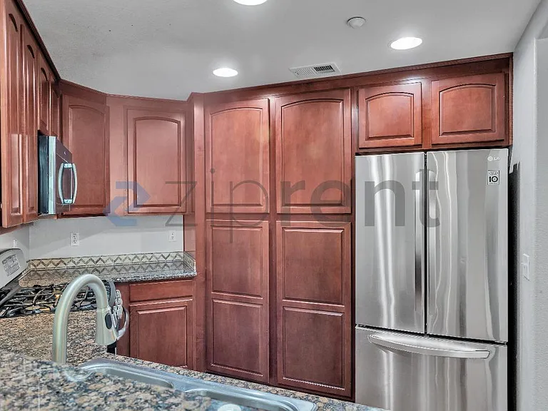 2210 Gellert Blvd #5405 — Photo 7