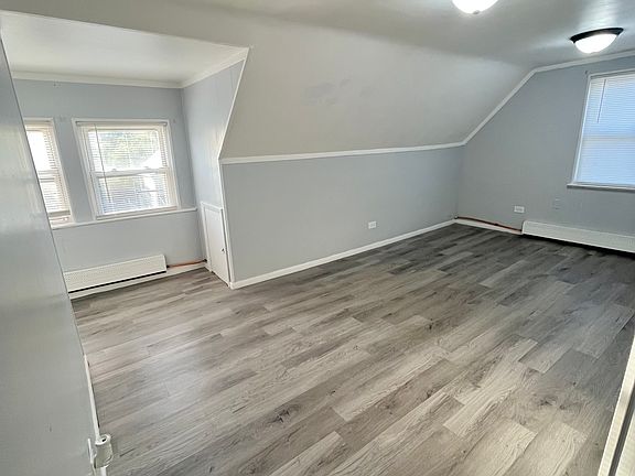 4th image of 630 Ridge St APT 3