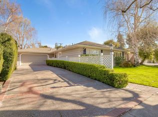 40 Willow Rd, Menlo Park, CA 94025