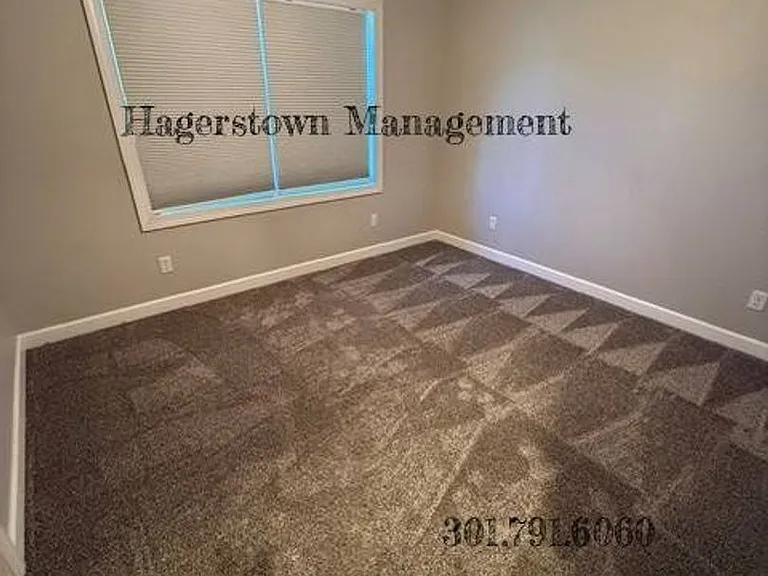 112 W Water St — Photo 12