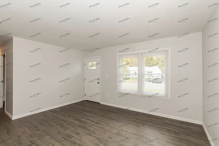 9650 Marino Dr — Photo 3