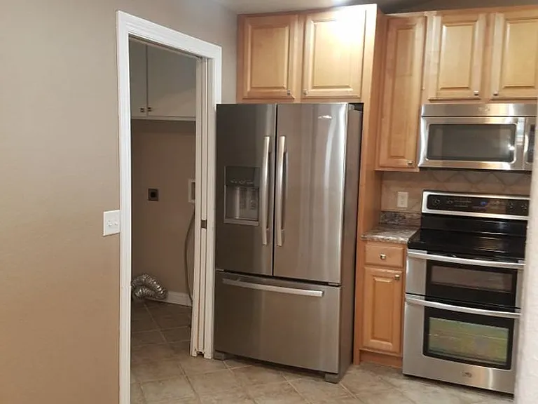 6508 Wellington Dr — Photo 10