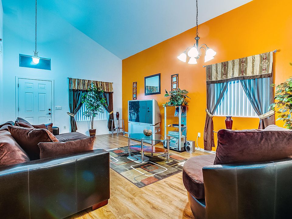 1st image of 606 S Willis Ray Ave