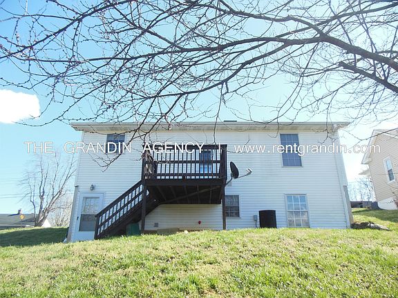 5th image of 2254 Vale Ave NE