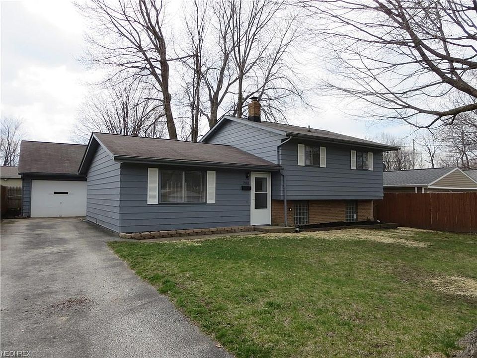1st image of 7502 Holly Dr