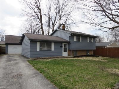 7502 Holly Dr, Mentor On The Lake, OH, 44060