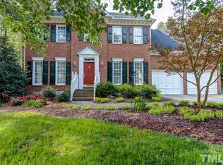 102 Southwold Dr, Cary, NC 27519