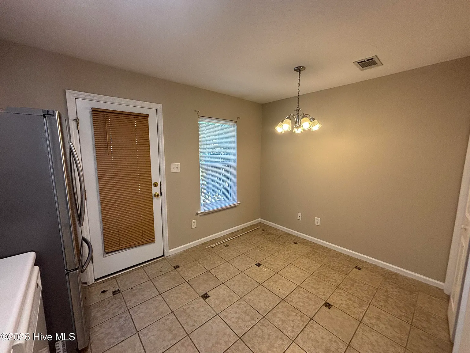 2 bed, 2.0 bath, 1092 sqft, $1,250 — Photo 4