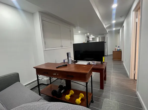 91 Cottage St #L, New Haven, CT 06511