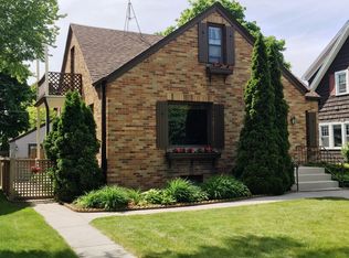 2226 S 12th St, Sheboygan, WI 53081