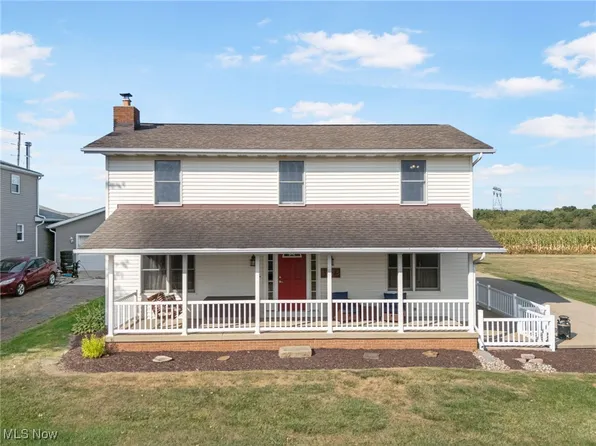 8025 Bachelor Rd NW, Waynesburg, OH 44688