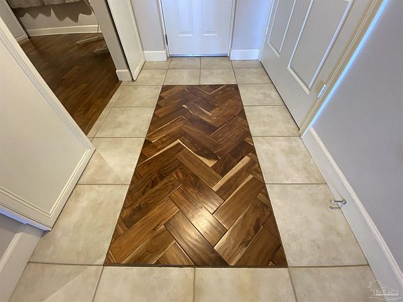 5th image of 100099 Nelle Ave #206
