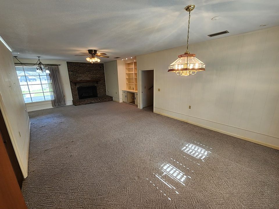 2016 Stonebridge Rd, Dothan, AL 36301 Zillow