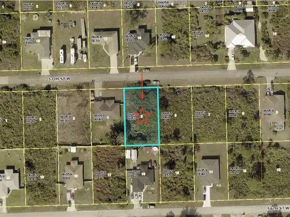 2711 57th St W, Lehigh Acres, FL 33971