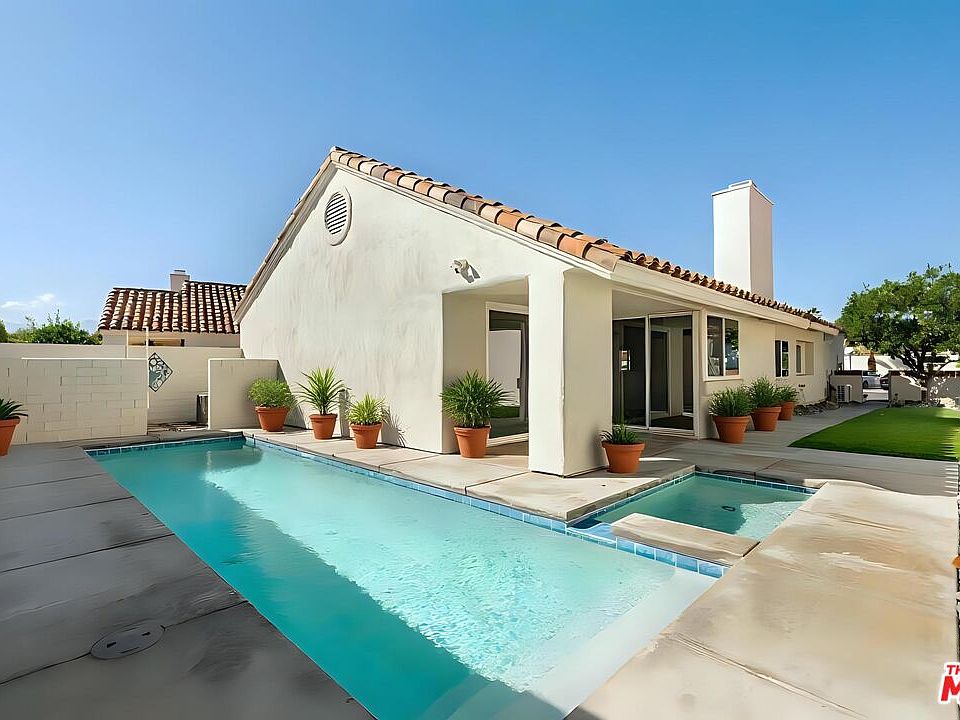 1st image of 77571 Calle Las Brisas S