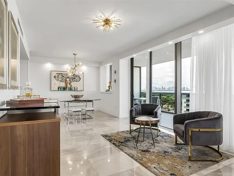5875 Collins Ave #1807 — Photo 28