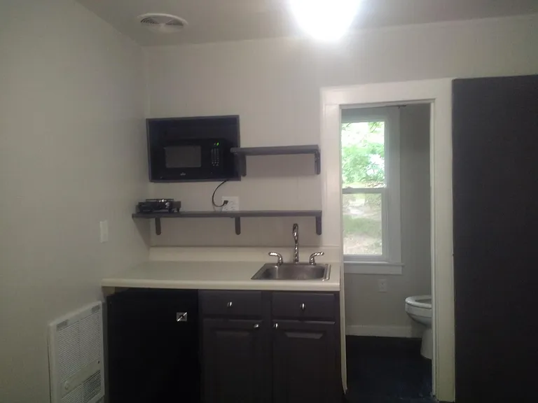 10834 Northland Dr NE #8 — Photo 4