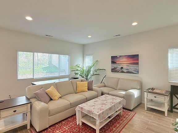 4th image of 35107 Persano Pl