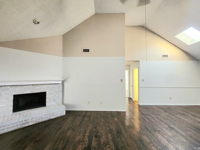 465 El Rio Dr — Photo 28