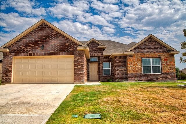 1st image of 4918 Sanger Circle Dr