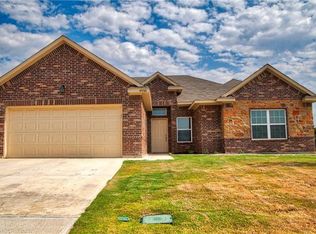 4918 Sanger Circle Dr, Sanger, TX 76266
