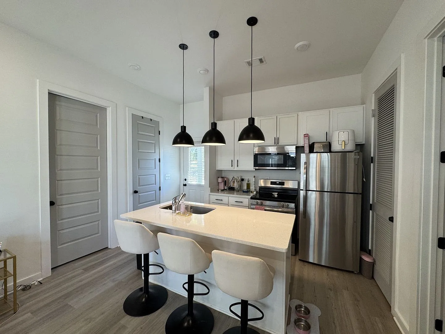 Pre-Leasing For August 10th 2027! — Photo 3