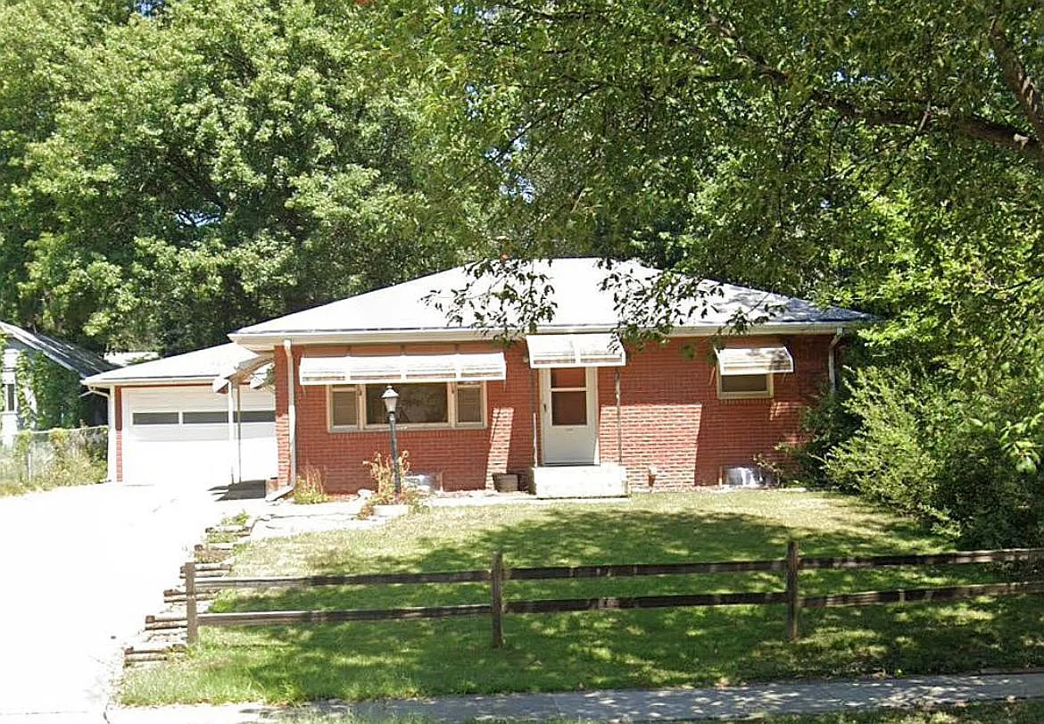 5030 Normal Blvd — Photo 1