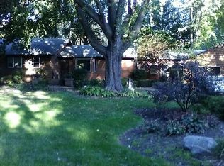 165 S Airlite St, Elgin, IL 60123